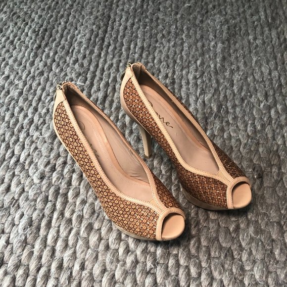 Dione Heels - Picture 5 of 5